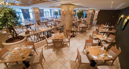 Les Jardins Restaurant