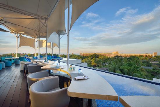 BLU Sky Restaurant-Bar-Lounge