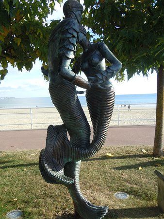 Sculpture Couple de Sirenus