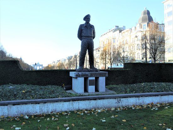Statue du Maréchal Montgomery