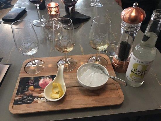 Apotekarns Vin & Delikatesser