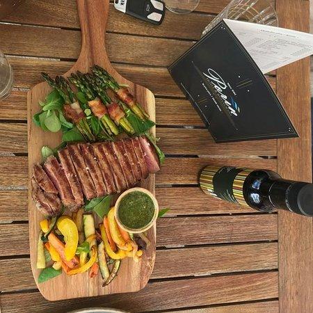 Porin Restaurant & Bar