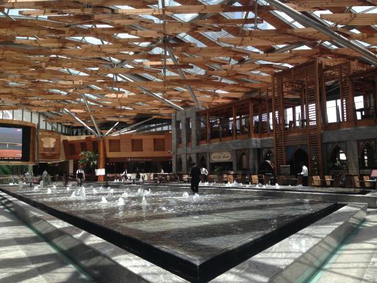 Burjuman köpcentrum