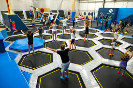 Saltos trampoline park