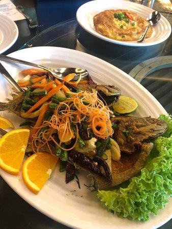 Pen Mutiara Restaurant