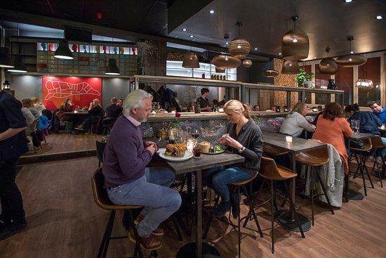 Fahlstrom Bar & Grill
