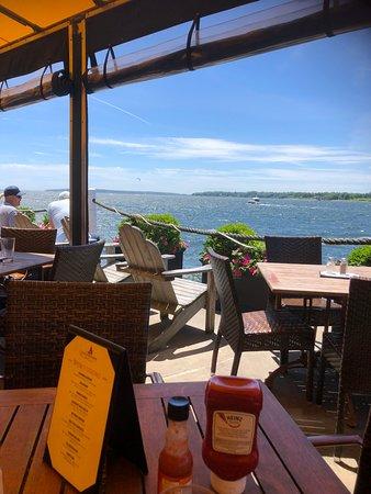 Thames Waterside Bar & Grill