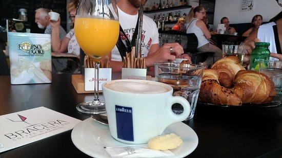 Bracera Coffee & Wine Bar