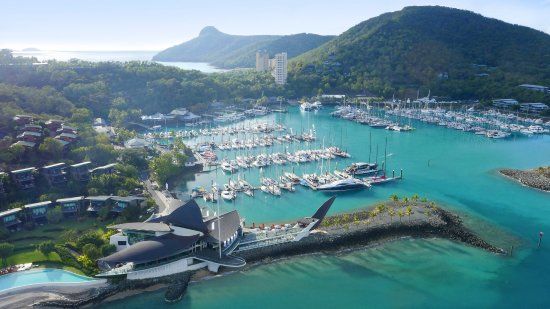 Hamilton Islands marina