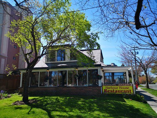 Victoria Harbour House Restaurant