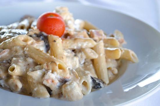 Akti Beach Restaraunt Bar