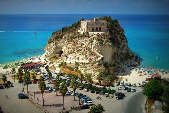 Tropea strand