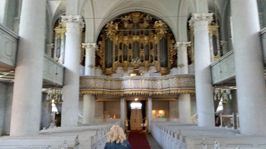 Den heliga treenighetens kyrka