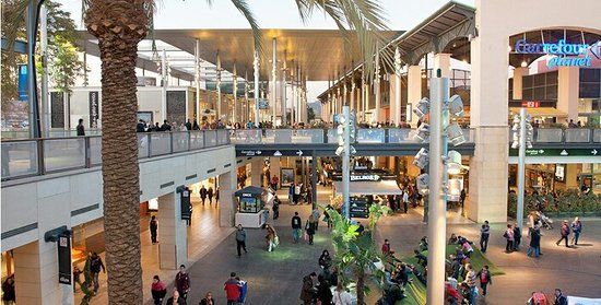 La Maquinista köpcenter